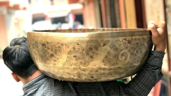 TIBETAN 7 Metal Hand Made Singingbowls and Gong for WHOLESALE PRICE IN UAE