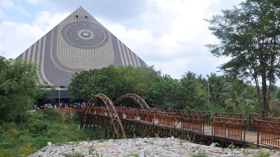 Pyramid Valley Meditation Center